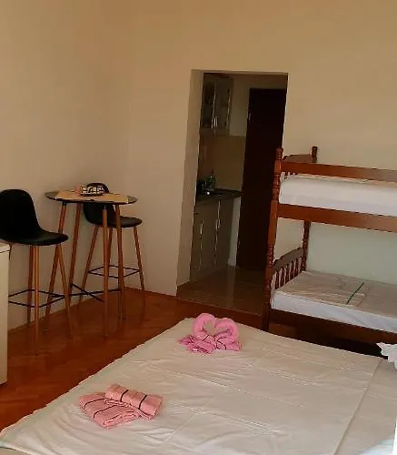 Apartment Nikola - Rina *