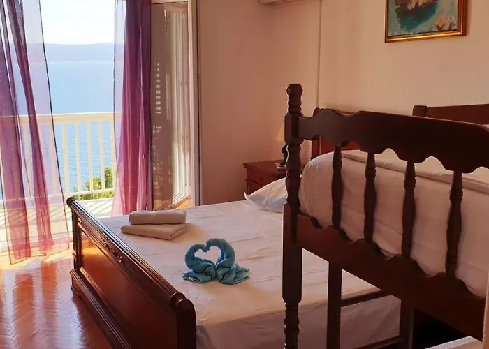 Apartment Nikola - Rina Brela