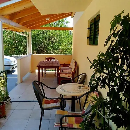Appartement Nikola - Rina
