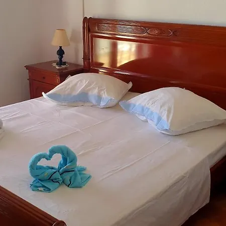 Nikola - Rina Appartement *