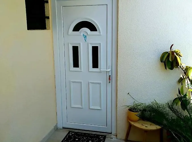 Nikola - Rina Appartement Brela