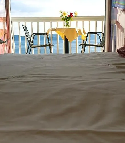 Appartement Nikola - Rina Brela