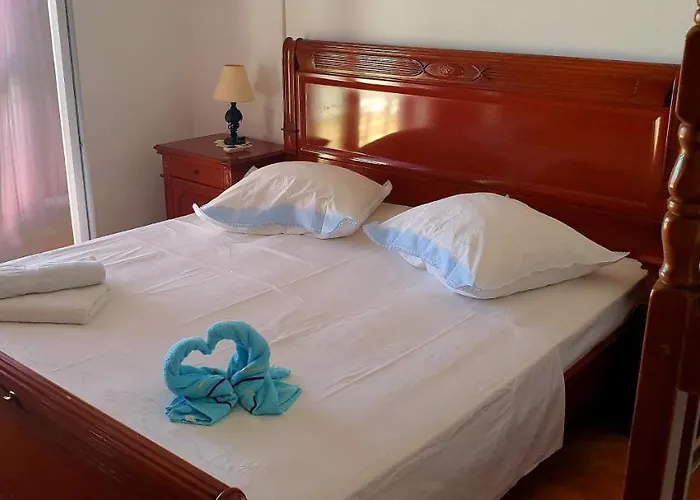 Nikola - Rina Appartement *